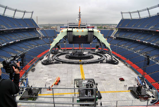 U2 360 Tour Stage Center 