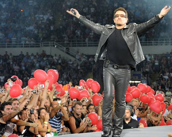 Bono/ U2TOURFANS