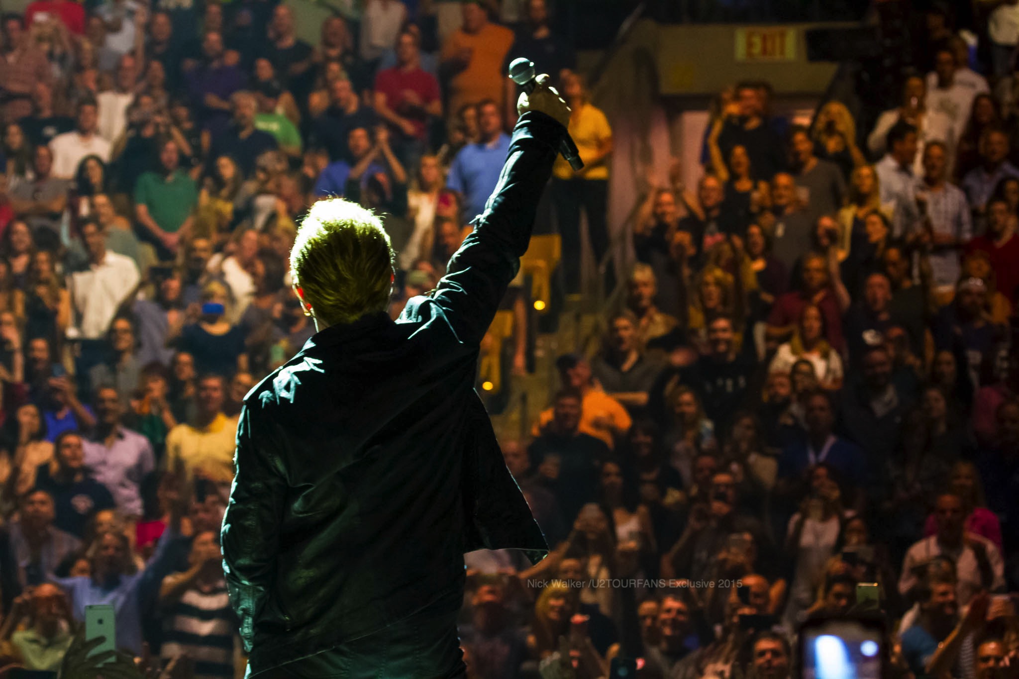 U2 / Bono / Nick Walker / U2TOURFANS