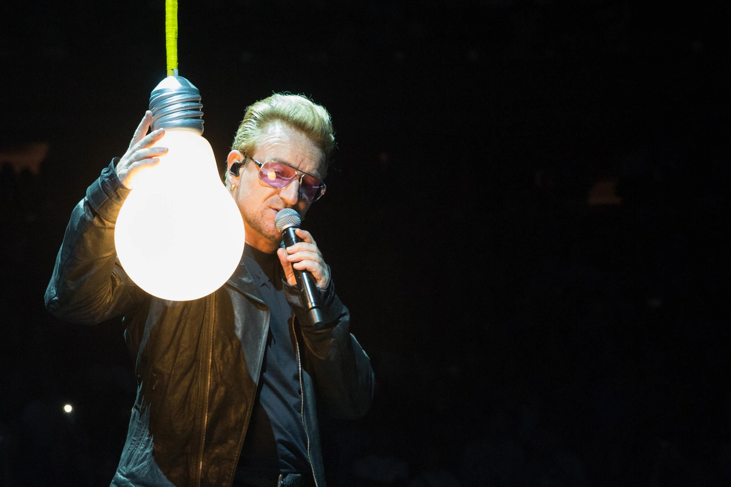 U2 / Bono/ U2TOURFANS / Mark Peterson