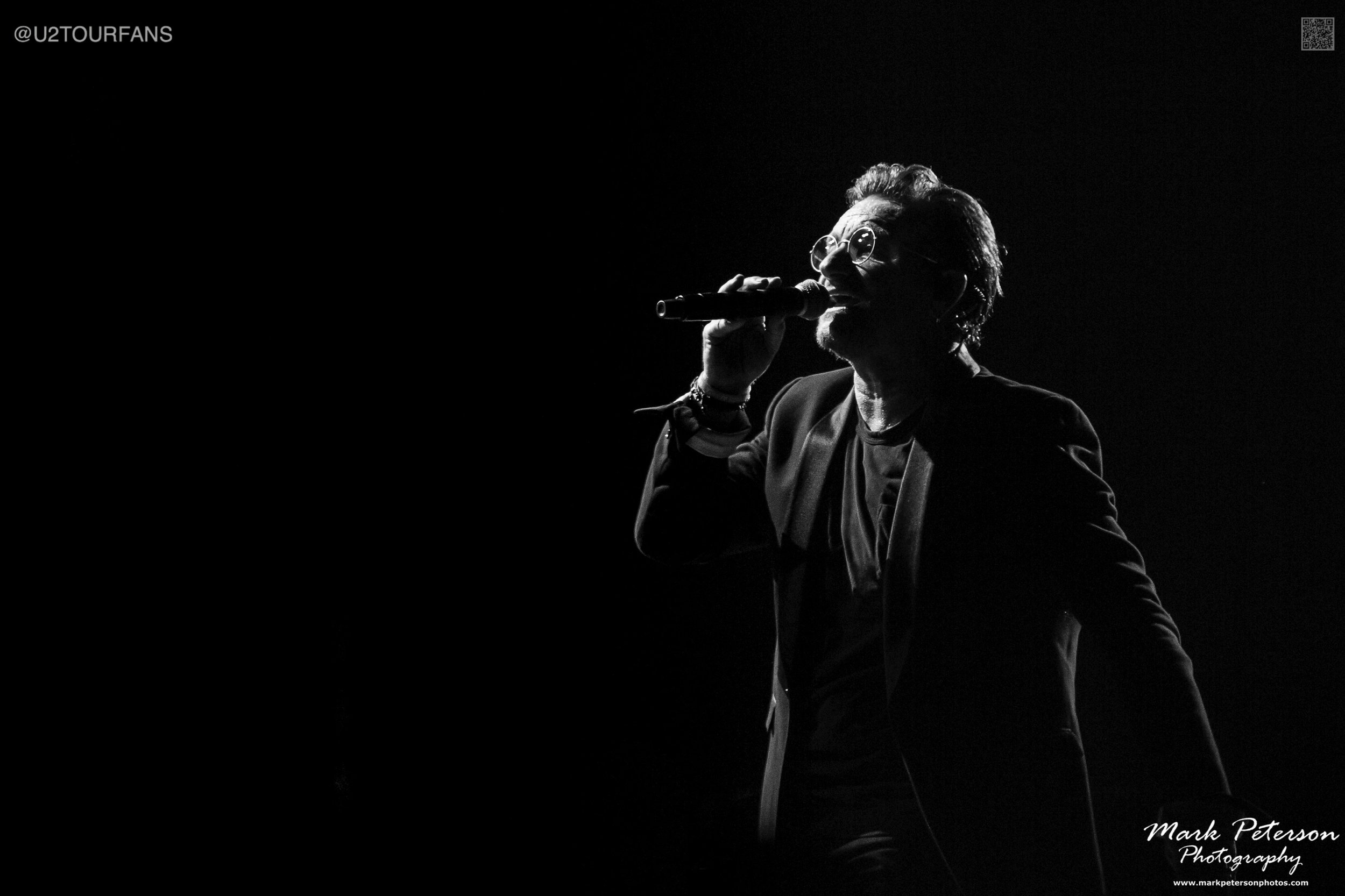 Photo Credit: Mark Peterson/U2TOURFANS