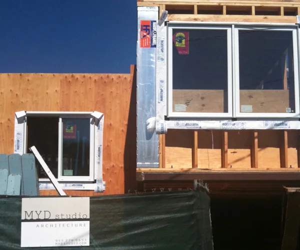 casement windows at cantilever