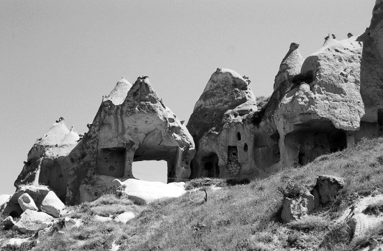 BW_Cappadocia-pigeonvalley_900x590.jpg
