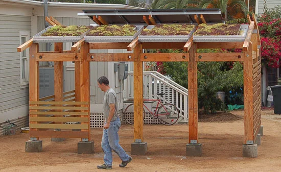 solar-structure-green-roof.jpg