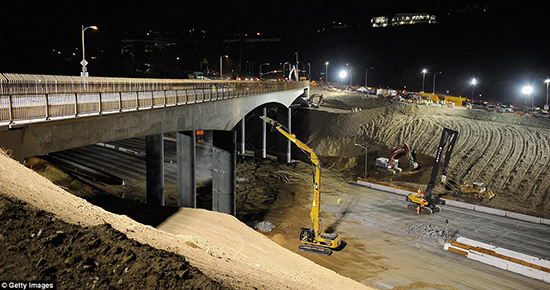 Mulholland-Bridge-demo.jpg