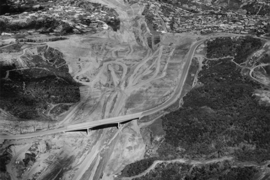 mulholland_dr_bridge.jpg