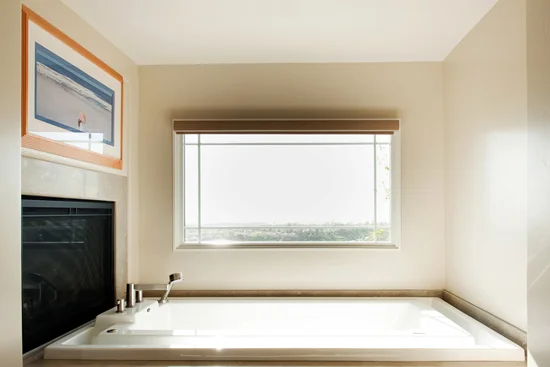 MYD-architecture-master-bath-fireplace_550px.jpg
