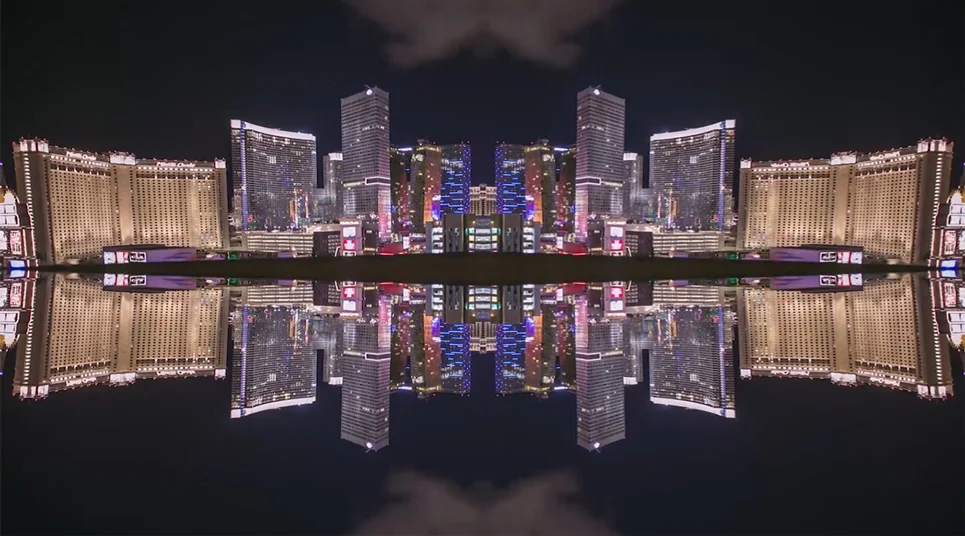Photography + Timelapse: Mirrored skylines of Chicago, San Francisco, San Diego, Vegas and L.A.