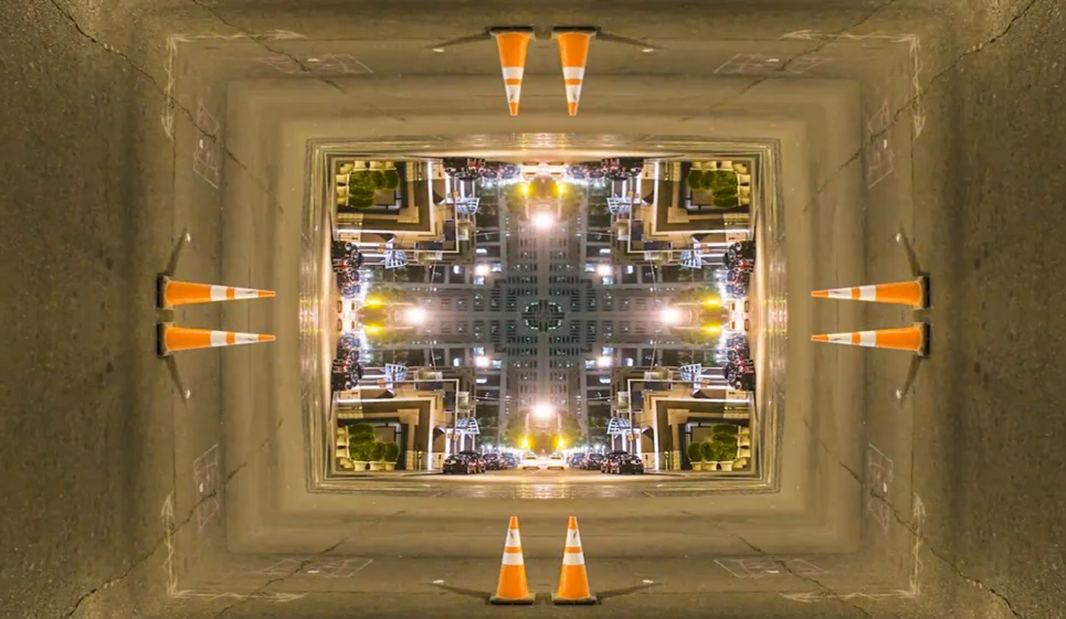 Mirrored street scene: timelapse animation