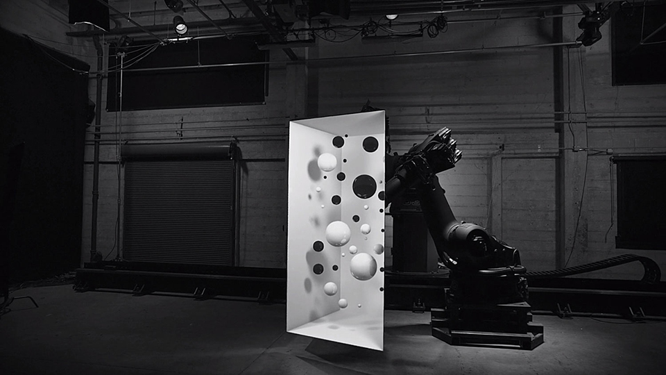 Exploring Digital Space: Projection Mapping + Robotics / MYD ...