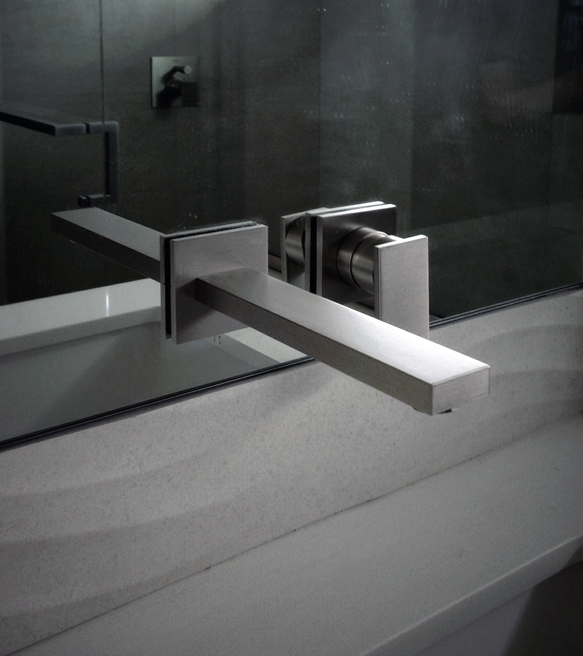 graff wall-mounted faucet