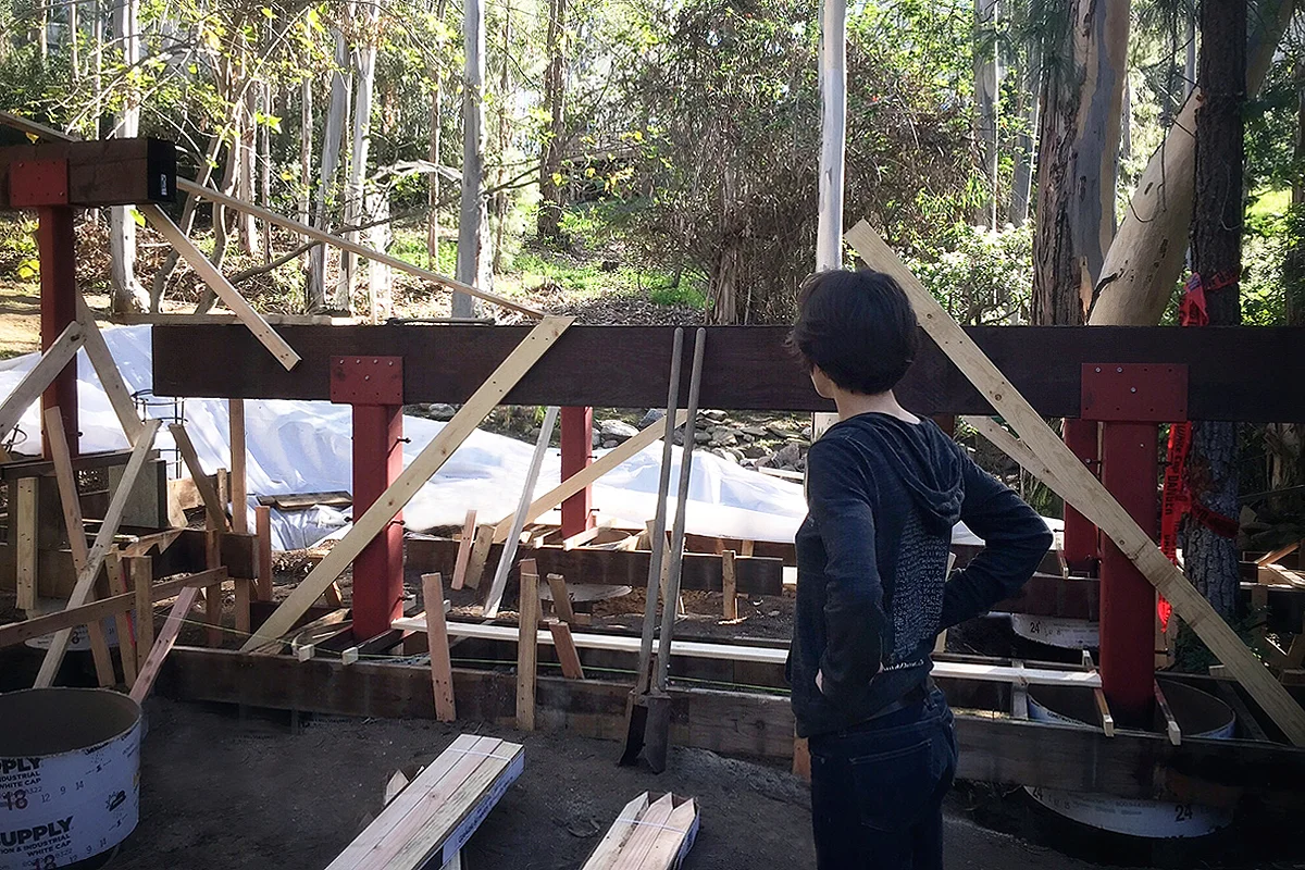 Living Outdoors: Under Construction in Lake Forest