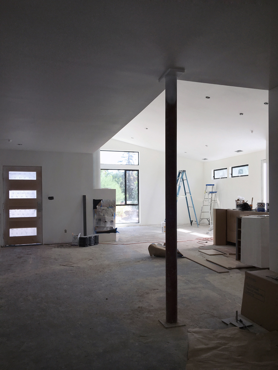 modern ranch house // interior great room construction