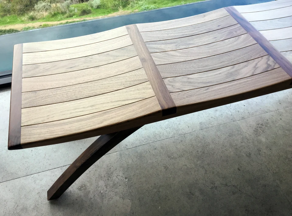 Ylla bench by Aristeu Pires / myd studio architecture
