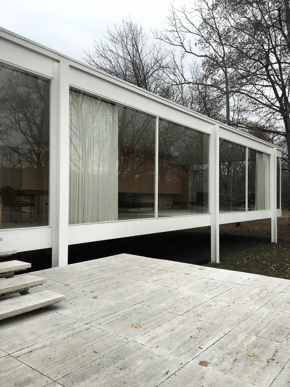 Farnsworth House / exterior