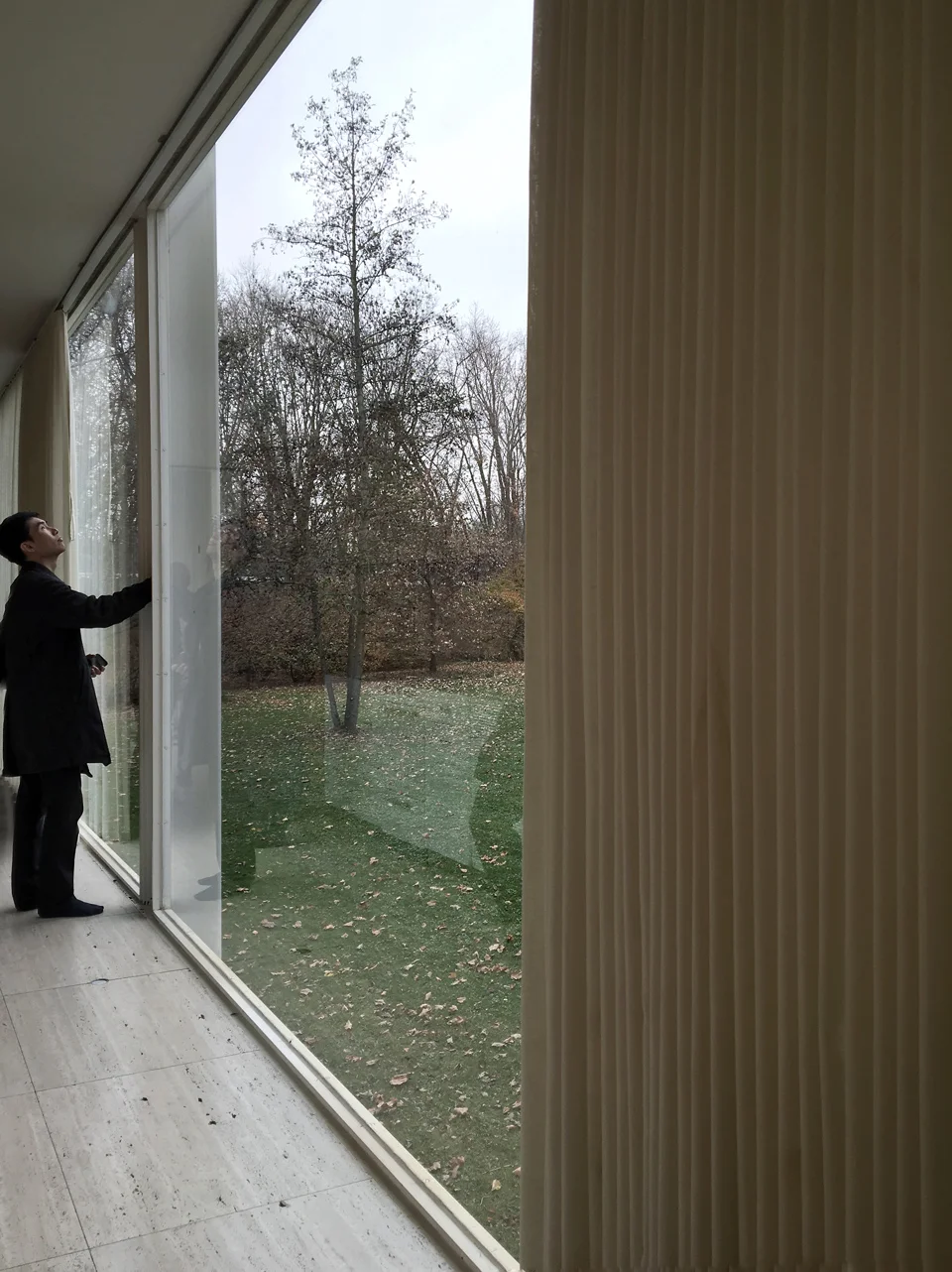 jason at the farnsworth house