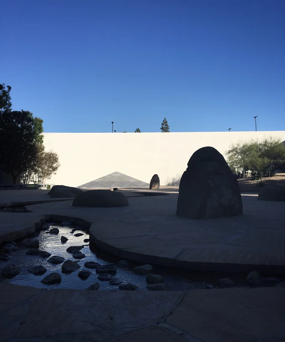 Noguchi's California Scenario sculpture garden / Costa Mesa, Ora