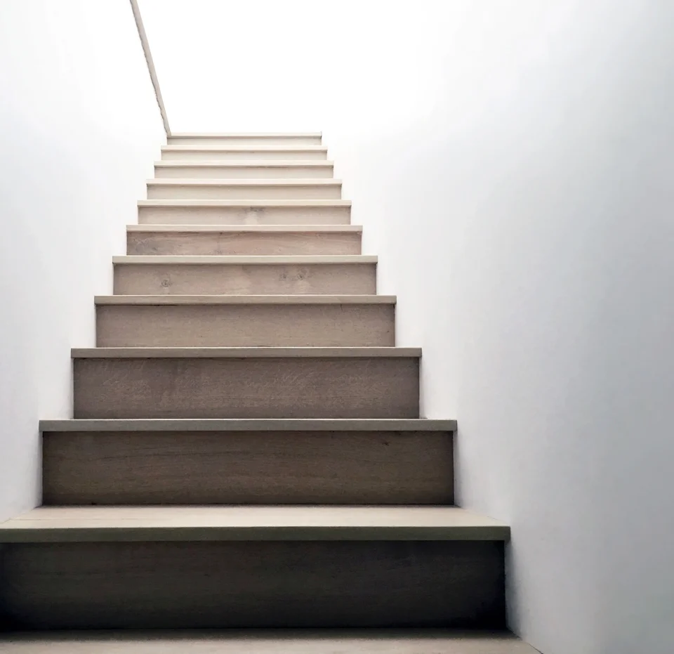 custom details / square edge nosing at white oak stair treads