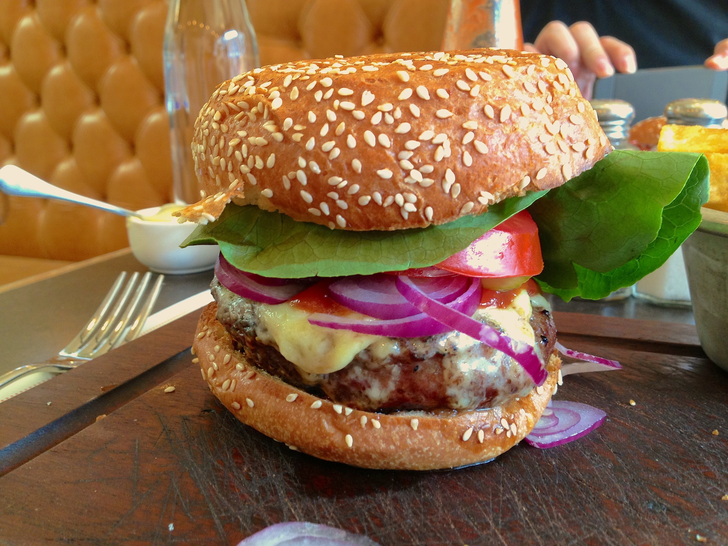 bushhallburger5.JPG