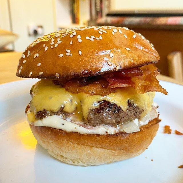 The Bacon Butter Burger Lockdown Kit from @burgerandbeyond is serious business. Recommend! #burger #cheeseburger #🍔