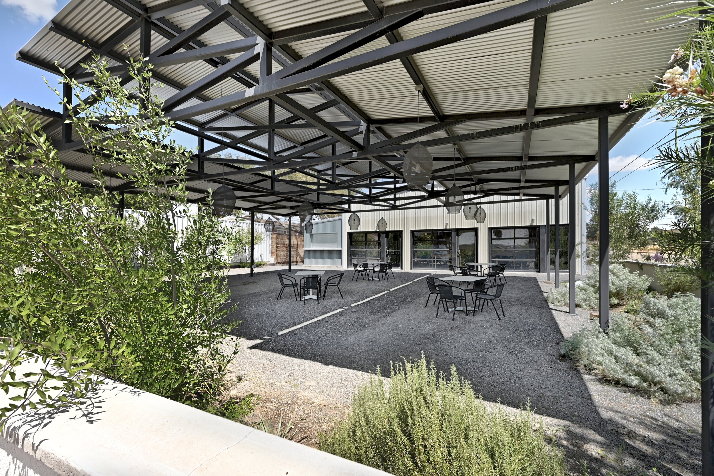 Siempre New Exteriors 002.jpg