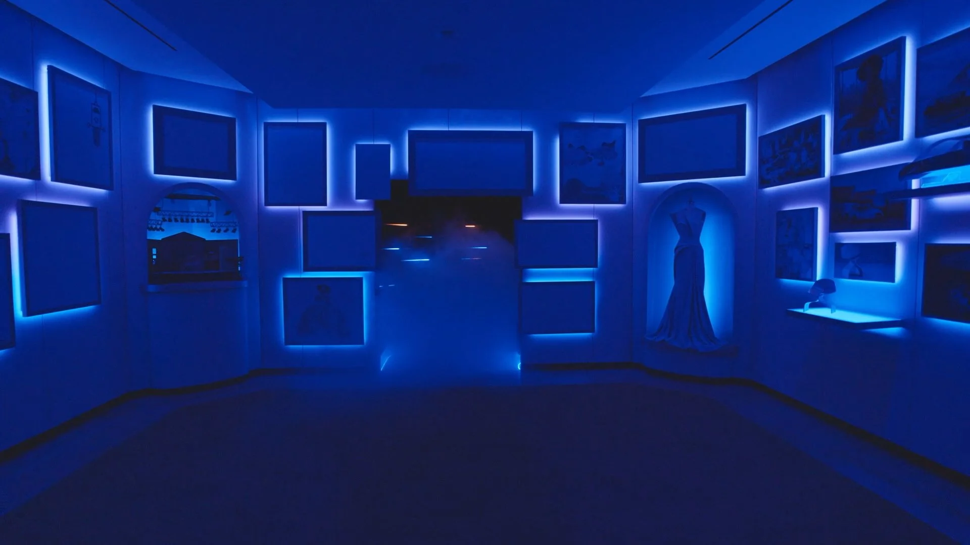 Gallery dissolves - Open wall.jpg