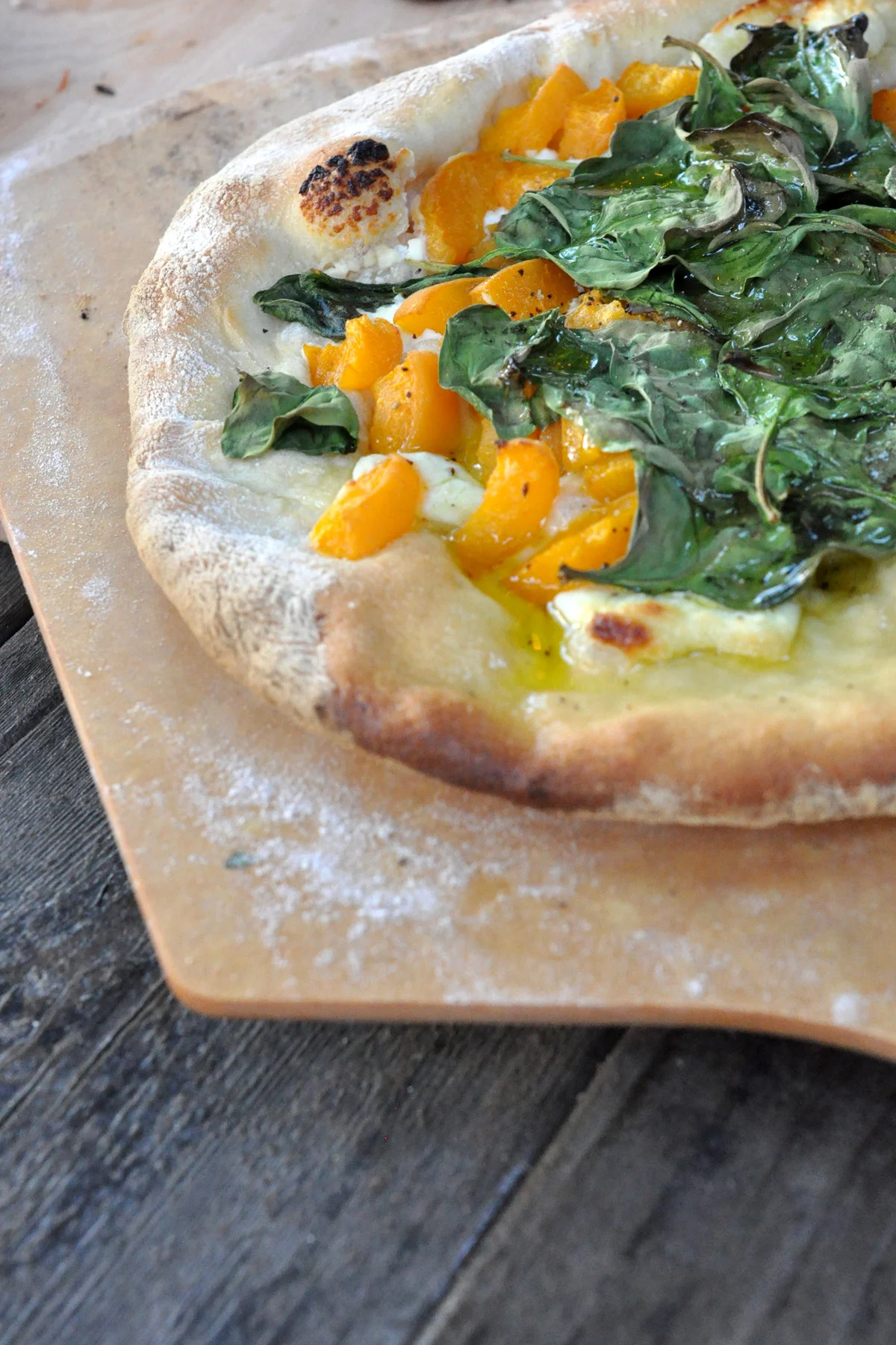 apricot_goatchs_pizza.jpg
