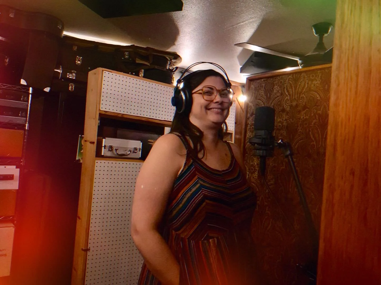 Backup vocals from heaven comin at ya! Y&rsquo;all ain&rsquo;t ready! 

#thereturnofcountrymusicsunday