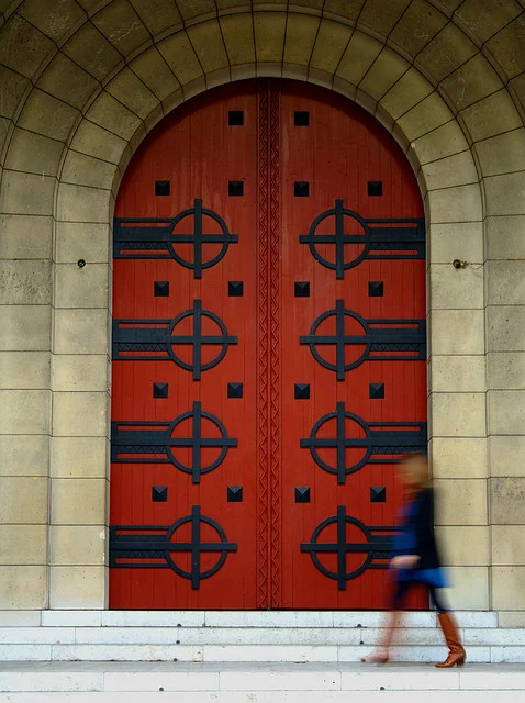 7 Ways to Welcome Young People to the Mainline 