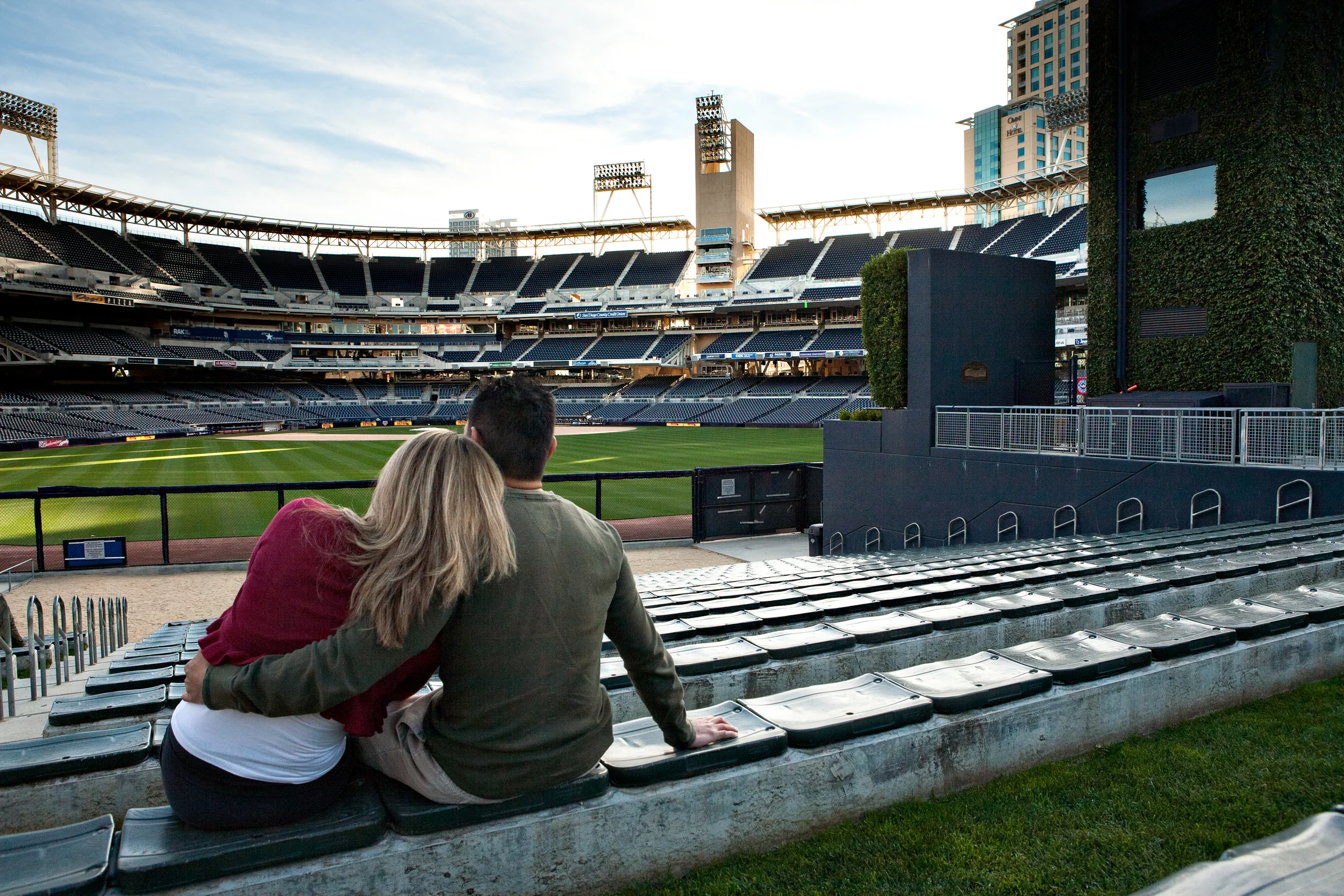 downtown-san-diego-engagement-portraits-20110116-9693.jpg