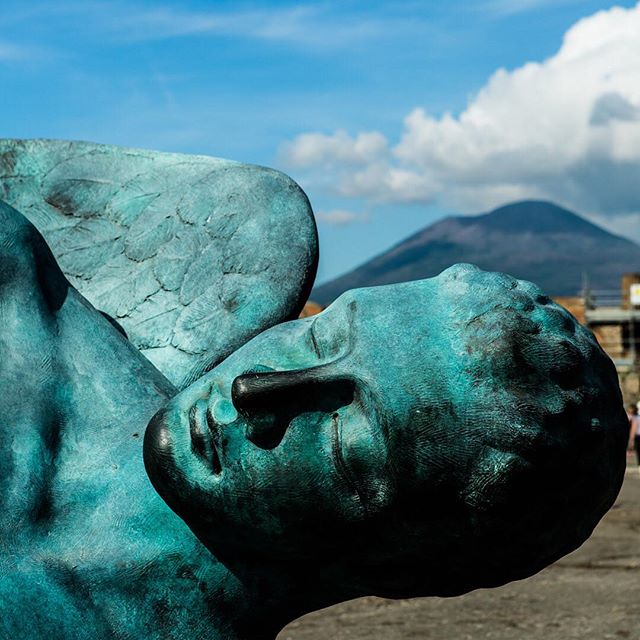 Sweet dreams of angels and blue skies in #pompeii with #vesuvius in the background. An Italy trip from 2016. Canon 5D