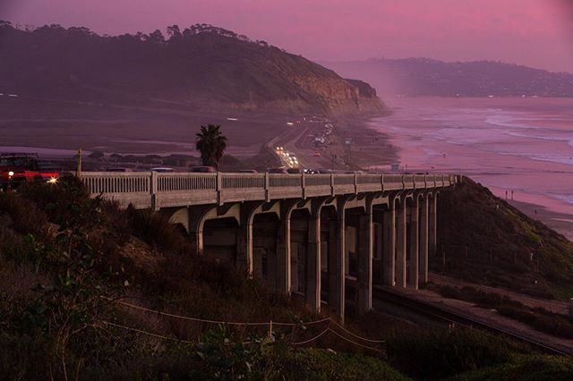 I couldn&rsquo;t bear to square-crop this sweeping shot of one of the most iconic scenes in my hometown of #sandiego. The last colors of late December daylight hush over #torreypines. I wanted to compress the view of the excellent architecture of the
