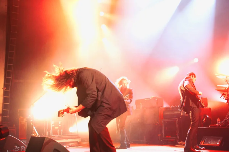 My Morning Jacket completely blowing shit up (Photo by Kevin Hill)