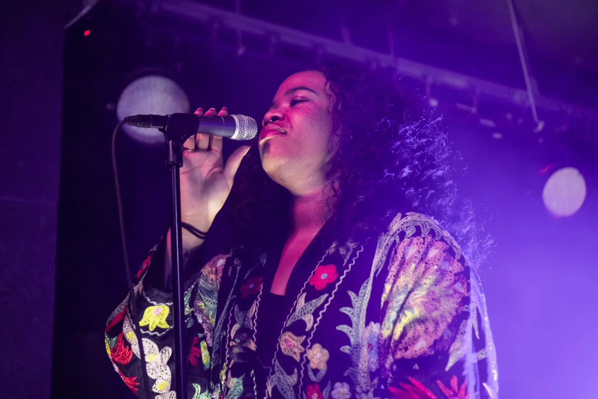 Anita Bias, 1/3 of KING performing at U Street Music Hall - 10/20/16 (photo by Mauricio Castro / @TheMauricio )