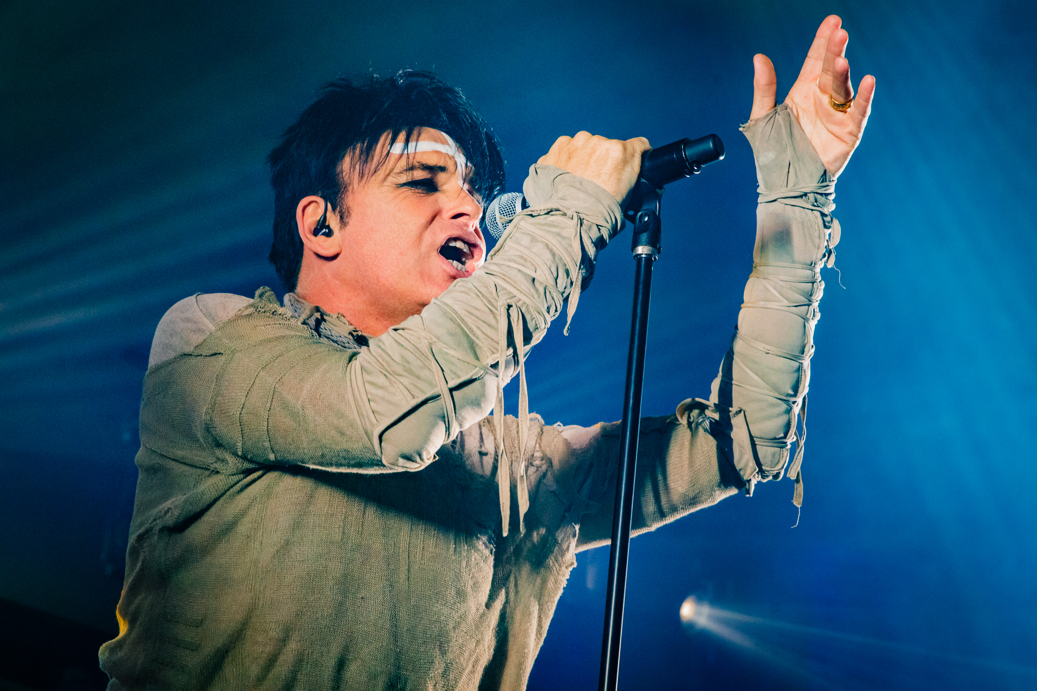 Gary Numan performing at the 9:30 Club in Washington, DC on December 9th, 2017 (photo by Matt Condon / @arcane93 )