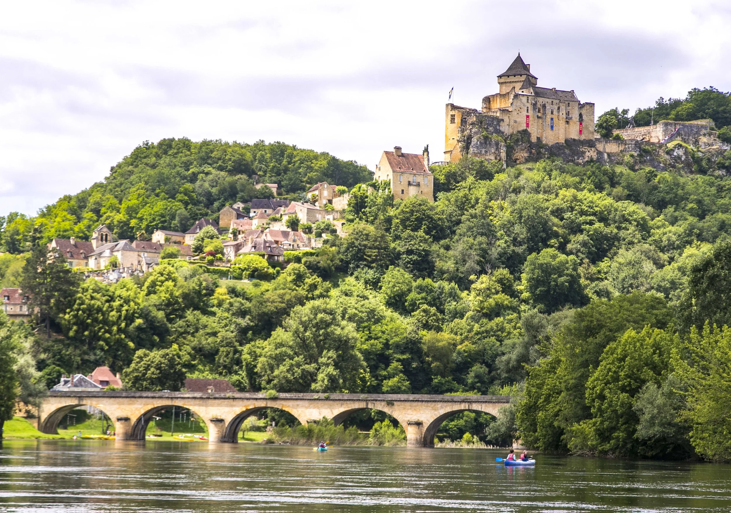 Chateau Castel Naud- Dordogne River