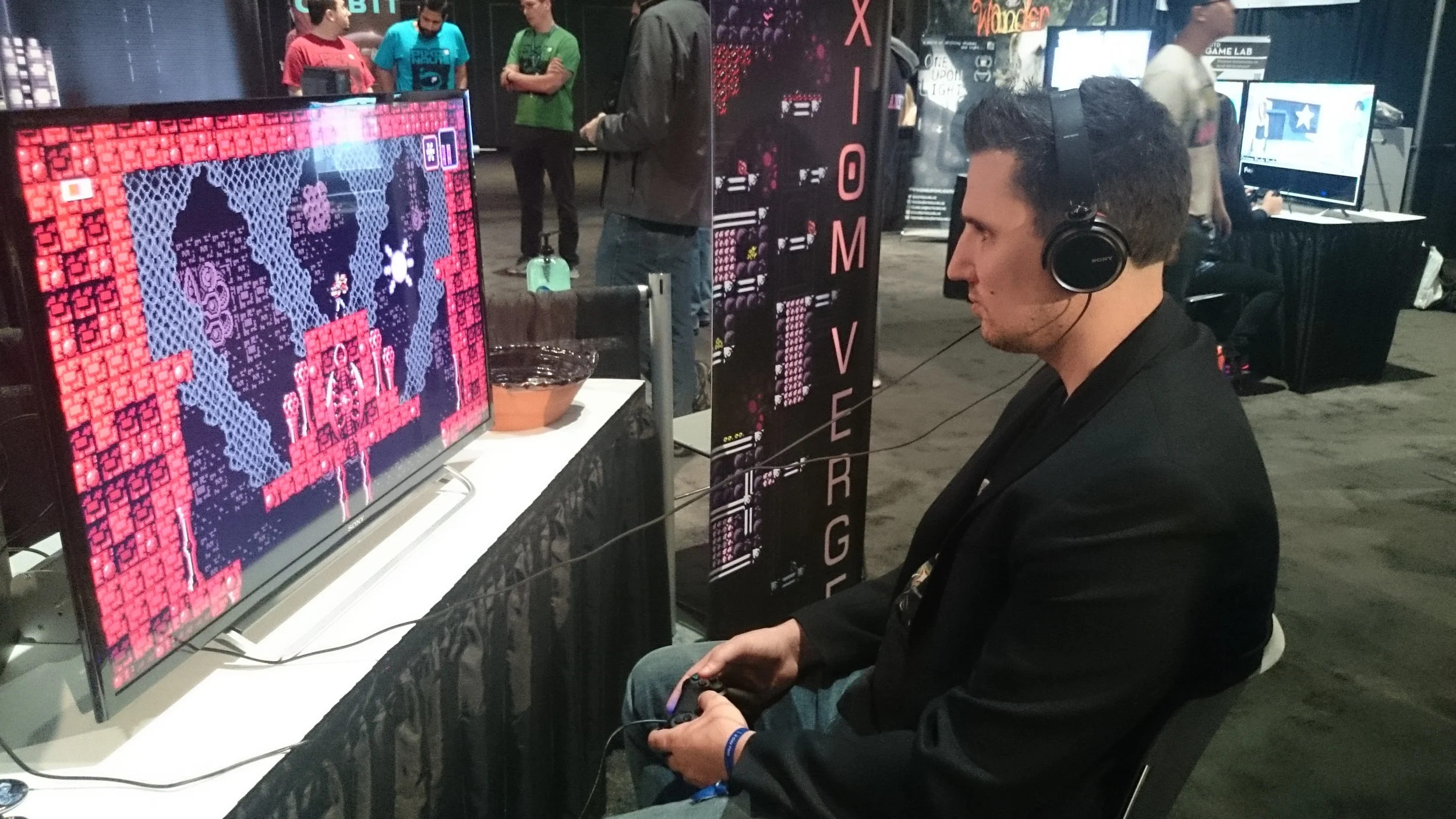Craig Skistimas of  ScrewAttack&nbsp; playing Axiom Verge.