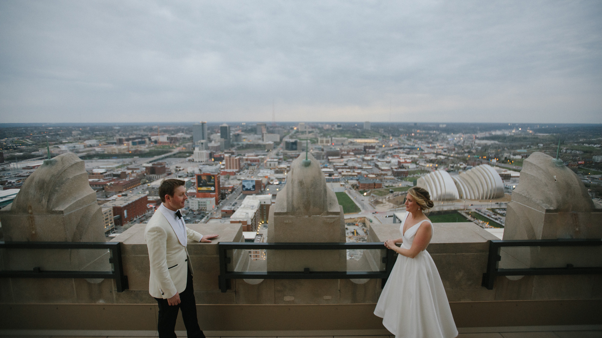 Alec_Vanderboom_kansas_city_hip_wedding_photos-0079.jpg