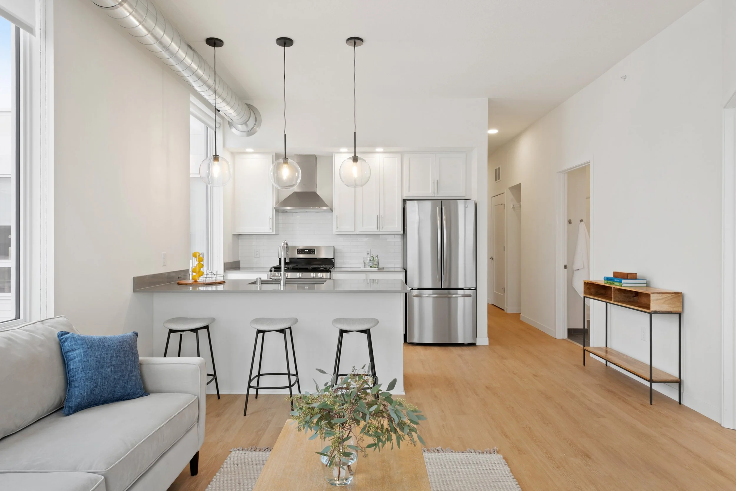 20211118-Frances_Unit 519_005.jpg