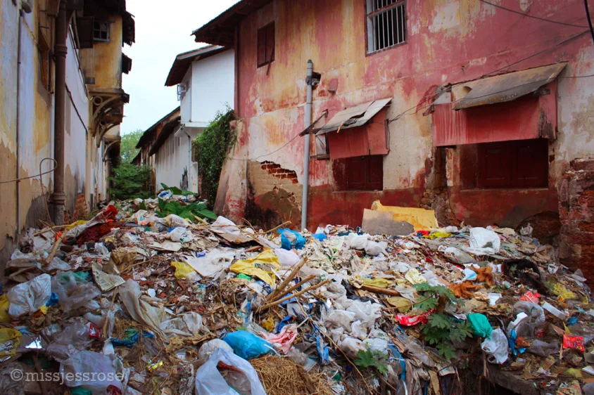 Random garbage heap in Fort Kochi, not an atypical sight pretty much everywhere in India