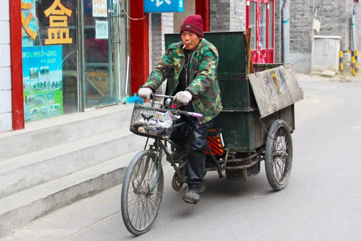 Biking through the narrow alleyways of the hutong
