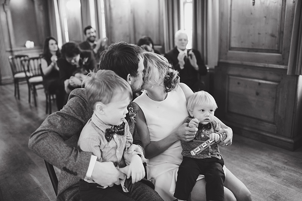 Family first kiss - burgh house