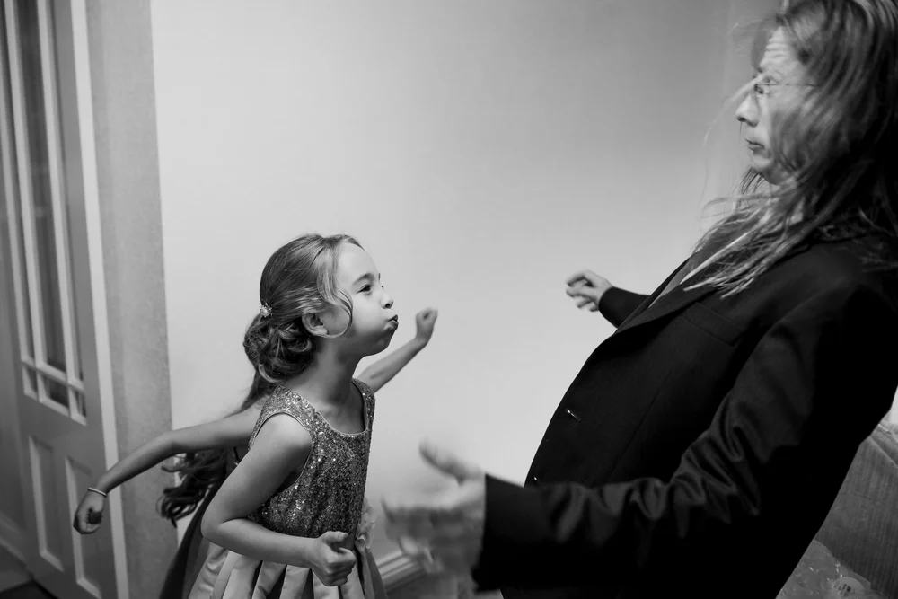 children playing at a wedding - natural wedding photpography