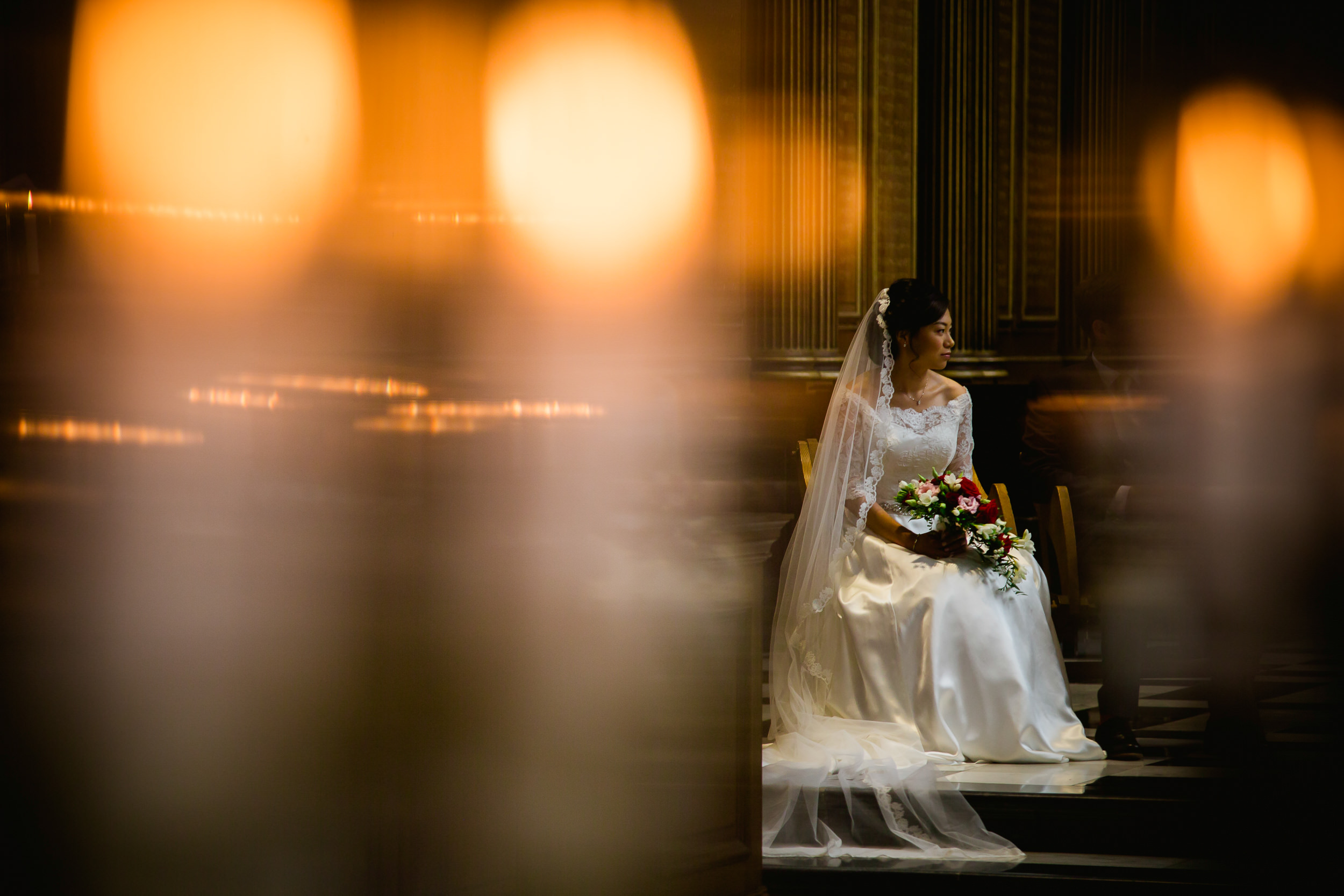 wedding at Kings college Cambridge - Bride at Kings - Cambridge wedding 