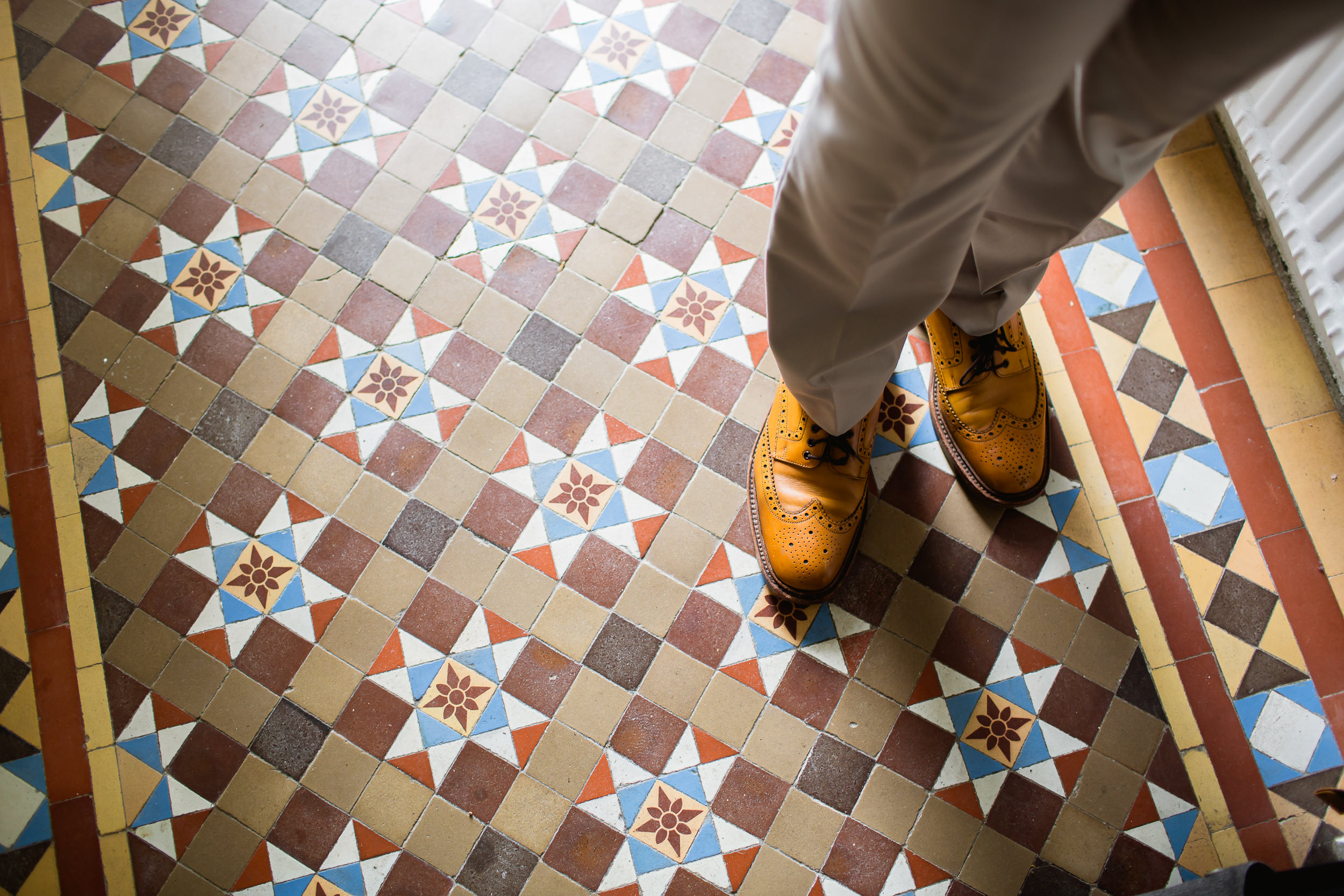 wedding groom shoes - London wedding - london wedding photography