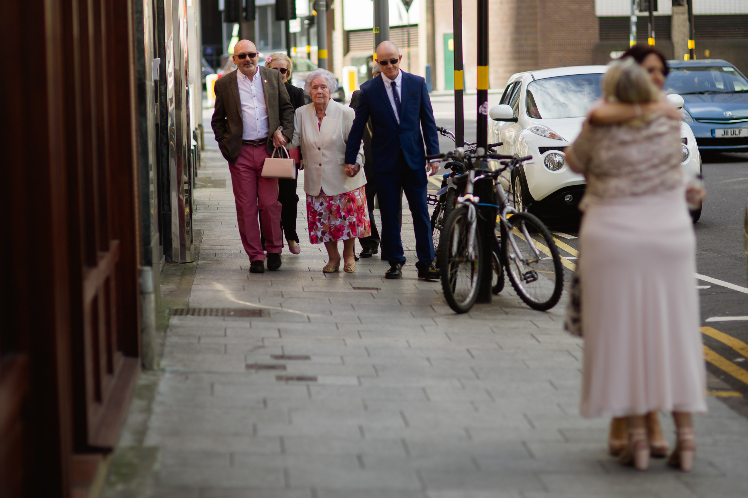 Grandma arrives at the wedding 