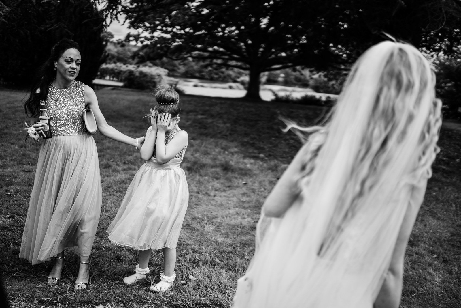 small girl upset at wedding - 2022 wedding round up no nonsense heartfelt wedding photography leeallenphotos
