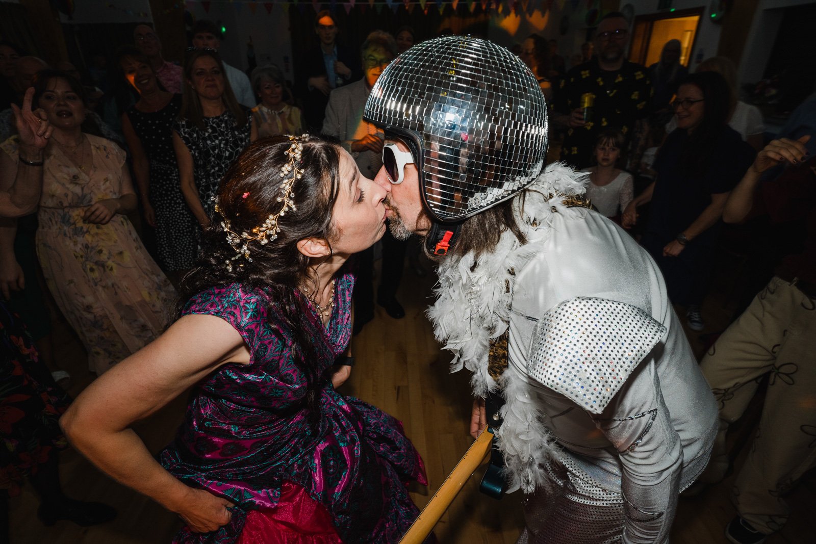 bride and groom kissing - 2022 wedding round up no nonsense heartfelt wedding photography leeallenphotos