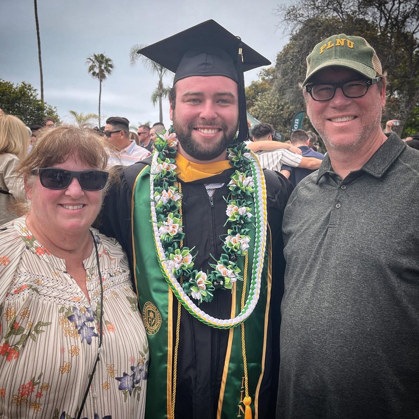 Congratulations to @totallynotlevimcclurg For graduauating magna cum laude from PLNU with degrees in Physics and Mathematics! #ProudPapa