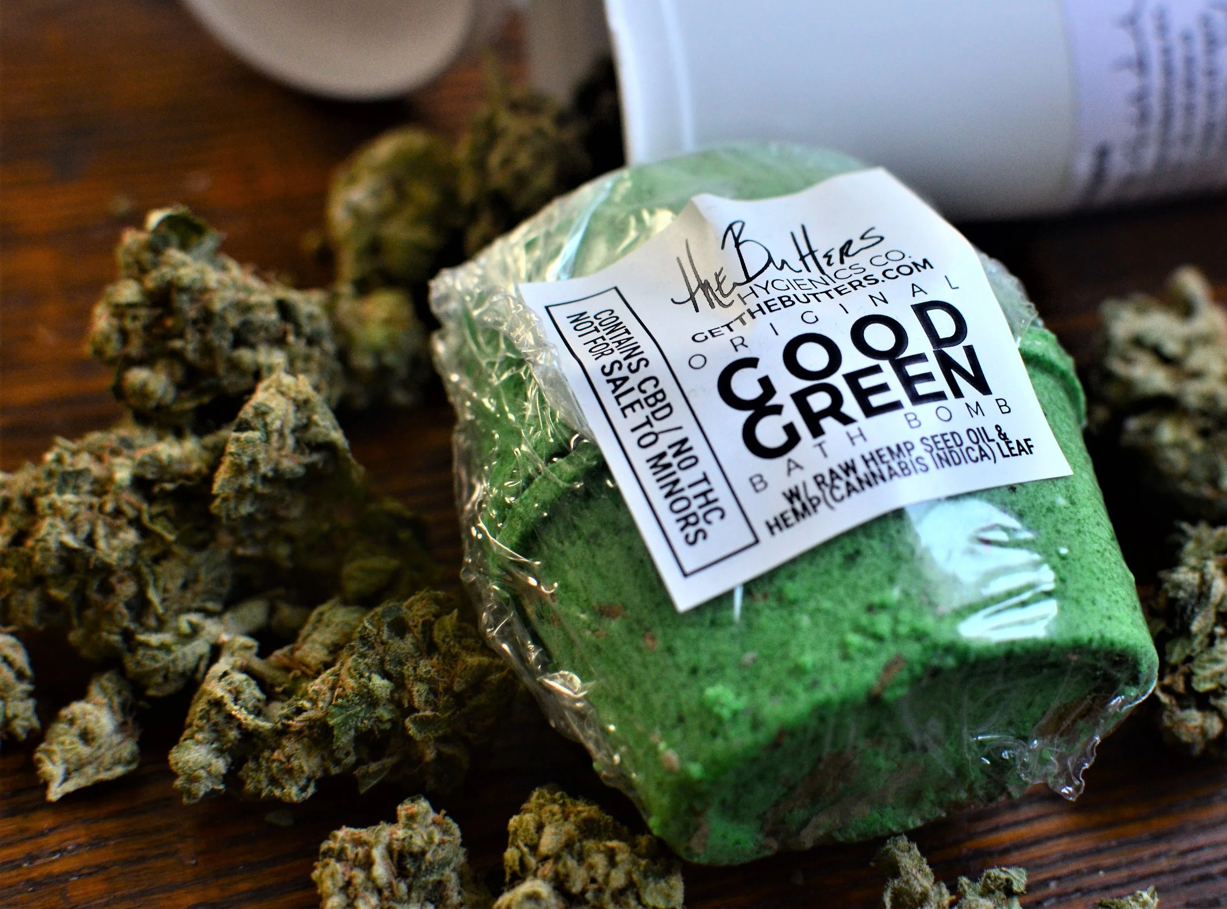 G00D GREEN BATH BOMB.jpg